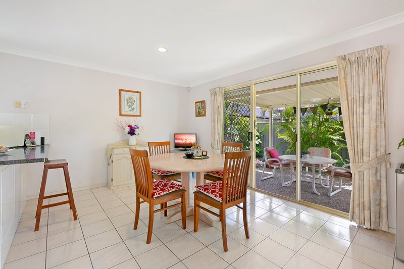 Photo - 4 Vancouver Drive, Robina QLD 4226 - Image 5