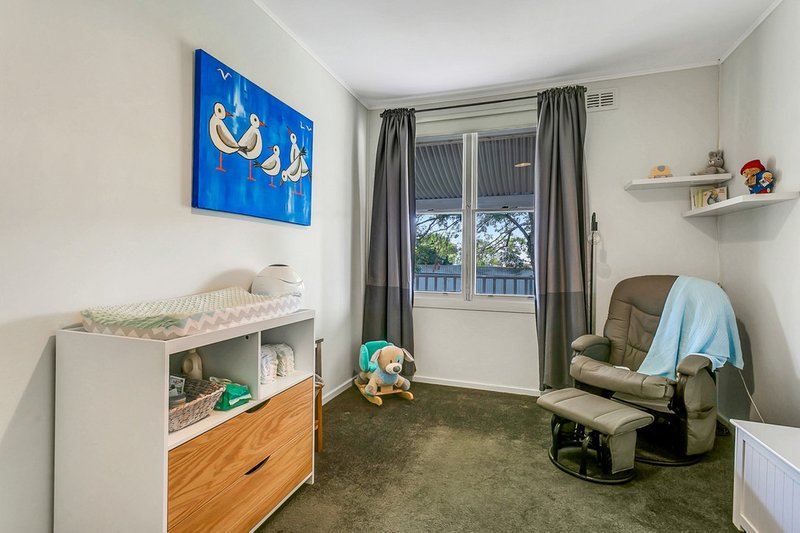 Photo - 4 Vardon Street, Seacombe Gardens SA 5047 - Image 8