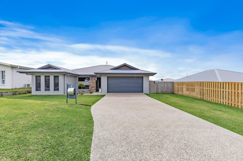 Photo - 4 Vector Court, Cannonvale QLD 4802 - Image 7