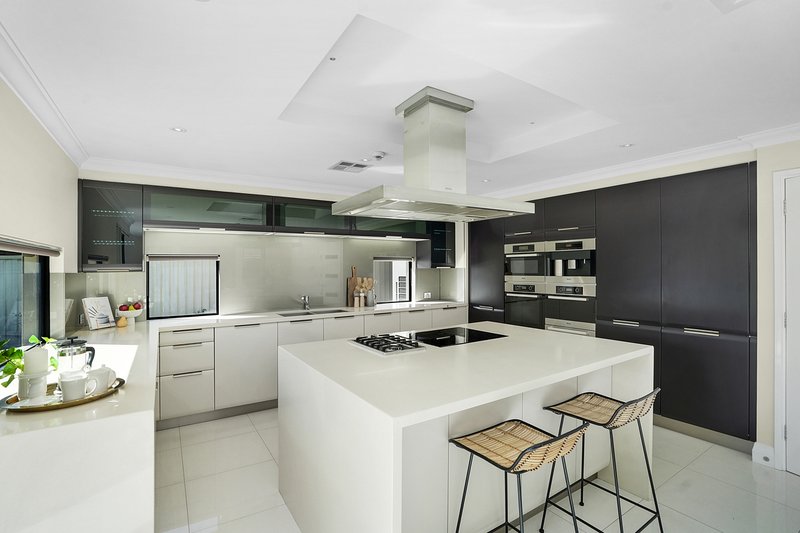 Photo - 4 Verona Street, Stirling WA 6021 - Image 4