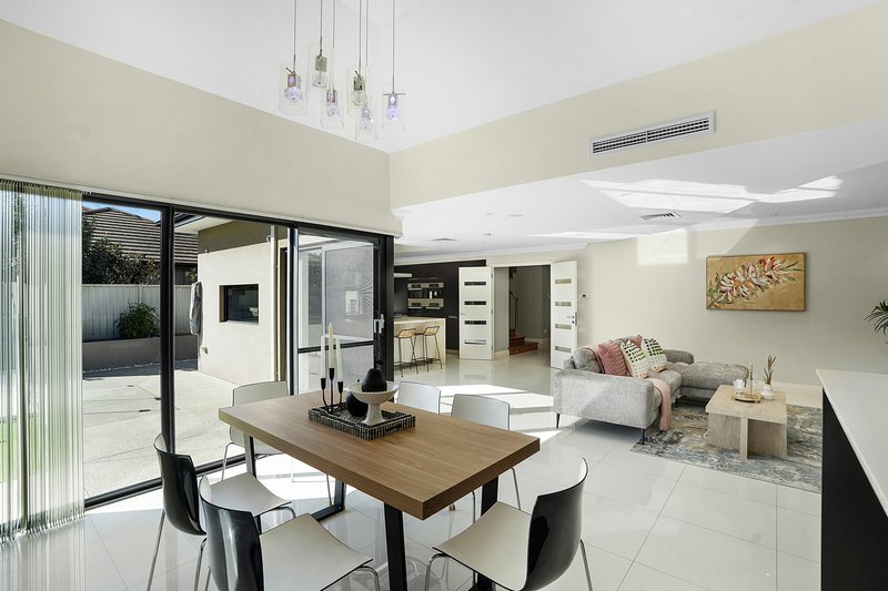 Photo - 4 Verona Street, Stirling WA 6021 - Image 12