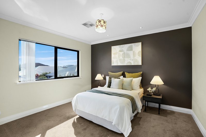 Photo - 4 Verona Street, Stirling WA 6021 - Image 30