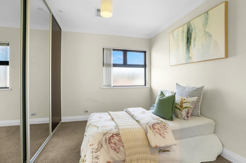Photo - 4 Verona Street, Stirling WA 6021 - Image 32