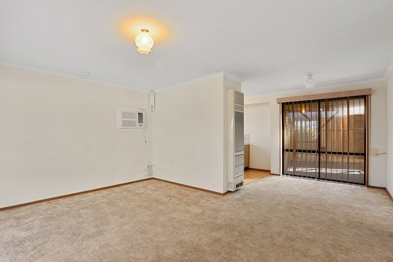 Photo - 4 Vickers Court, Corio VIC 3214 - Image 2