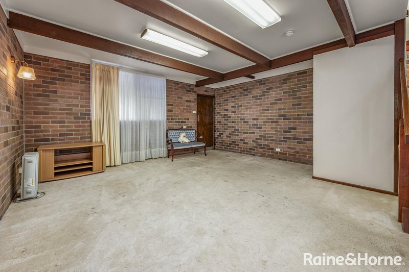 Photo - 4 Victoria Crescent, New Lambton Heights NSW 2305 - Image 14