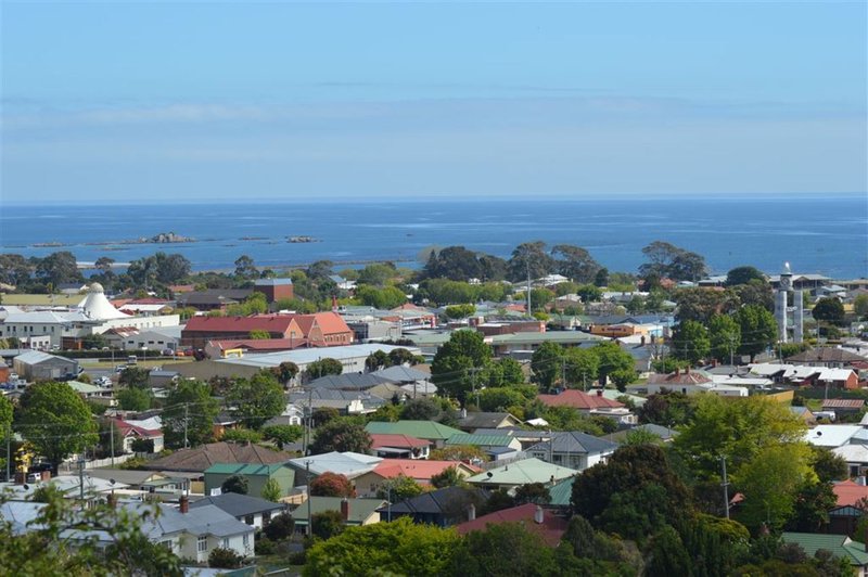 Photo - 4 View Street, Ulverstone TAS 7315 - Image 2