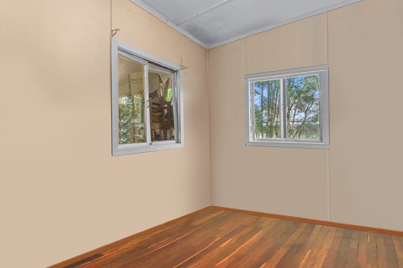 Photo - 4 Vineyard Street, One Mile QLD 4305 - Image 9