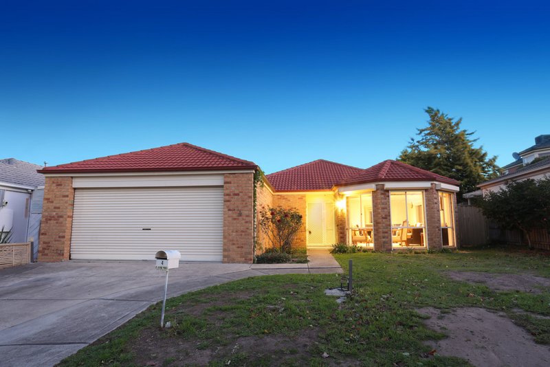 4 Volantis Crescent, Roxburgh Park VIC 3064