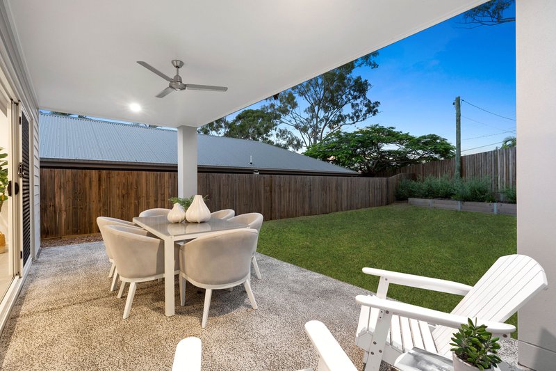 Photo - 4 Vorneen Lane, Mitchelton QLD 4053 - Image 18