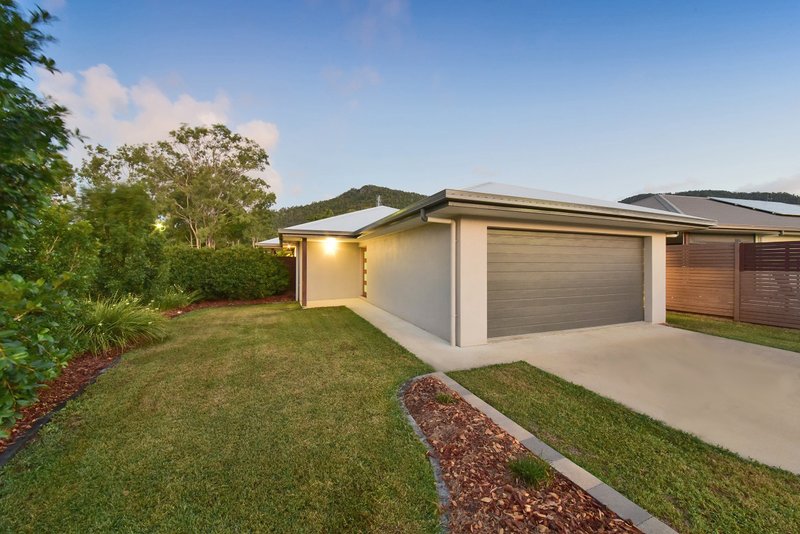 Photo - 4 Waite Creek Court, Cannonvale QLD 4802 - Image 3