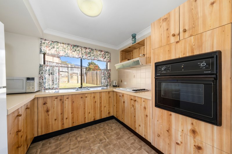 Photo - 4 Waite Street, Bateau Bay NSW 2261 - Image 3