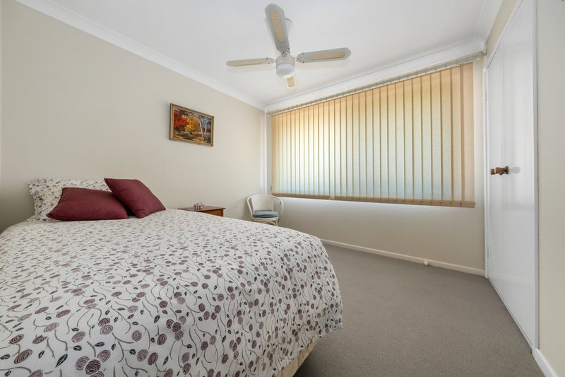 Photo - 4 Waite Street, Bateau Bay NSW 2261 - Image 9