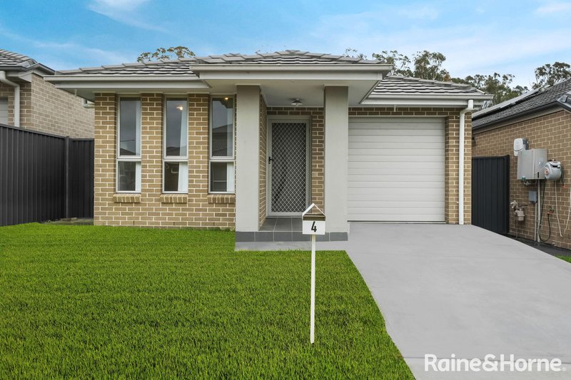 4 Wakeling Drive, Edmondson Park NSW 2174