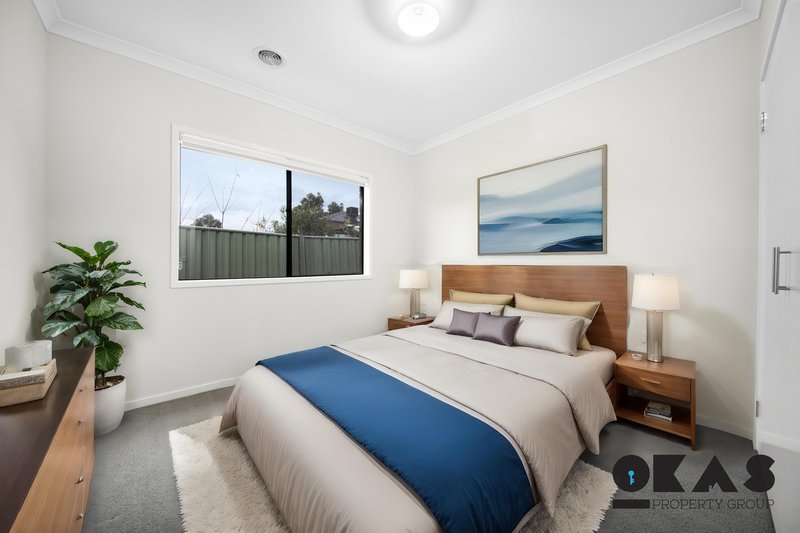 Photo - 4 Walbrook Drive, Wyndham Vale VIC 3024 - Image 12