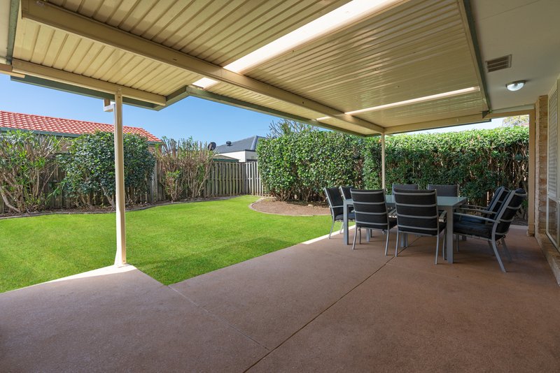 Photo - 4 Walford Close, Boondall QLD 4034 - Image 4