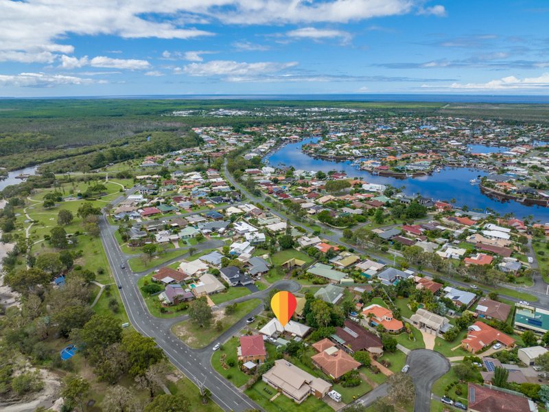 Photo - 4 Walker Court, Banksia Beach QLD 4507 - Image 21