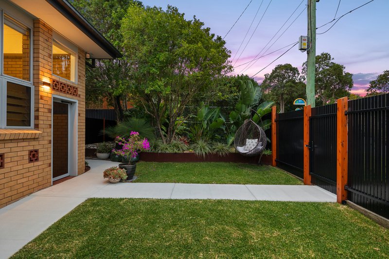 Photo - 4 Walkers Drive, Balmoral QLD 4171 - Image 2