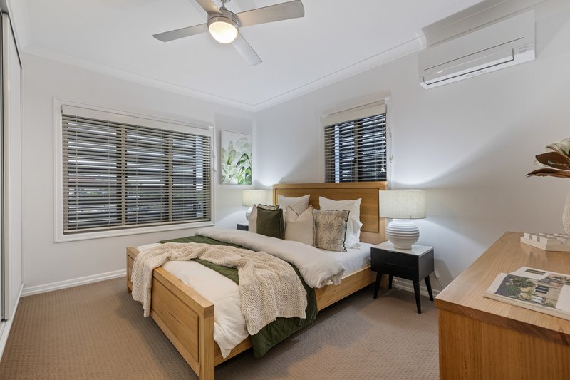 Photo - 4 Walkers Drive, Balmoral QLD 4171 - Image 9