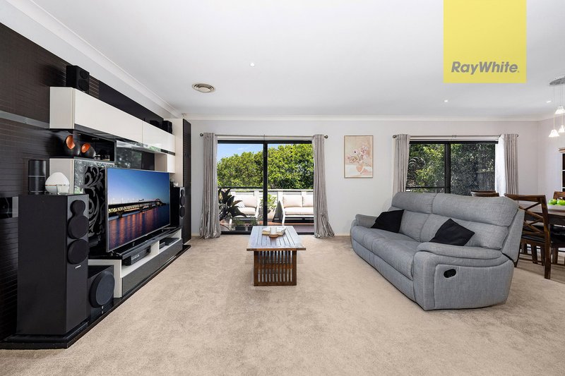 Photo - 4 Wallace Square, Narwee NSW 2209 - Image 2