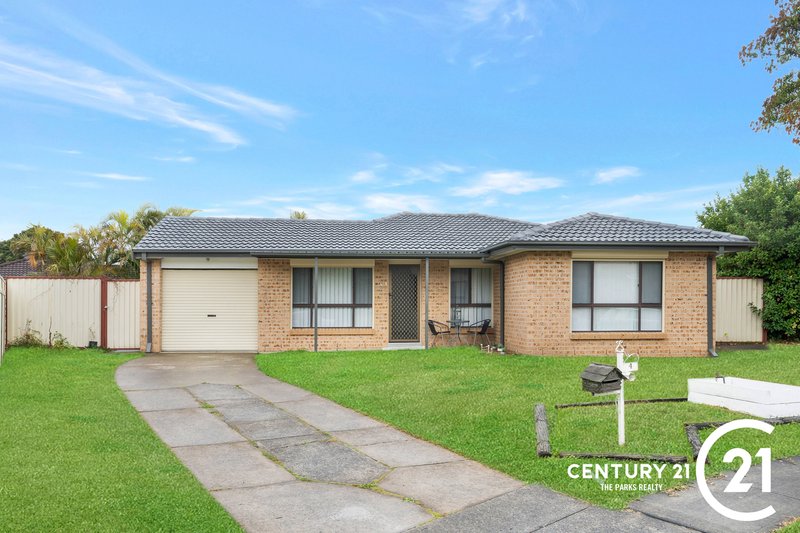 Photo - 4 Walsh Close, Edensor Park NSW 2176 - Image 1