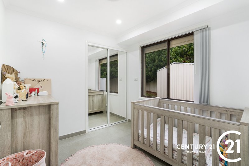 Photo - 4 Walsh Close, Edensor Park NSW 2176 - Image 8