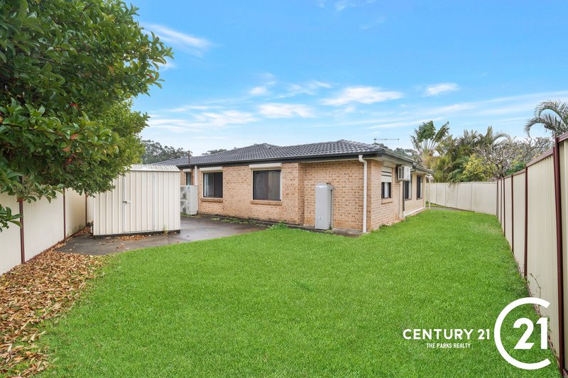 Photo - 4 Walsh Close, Edensor Park NSW 2176 - Image 11