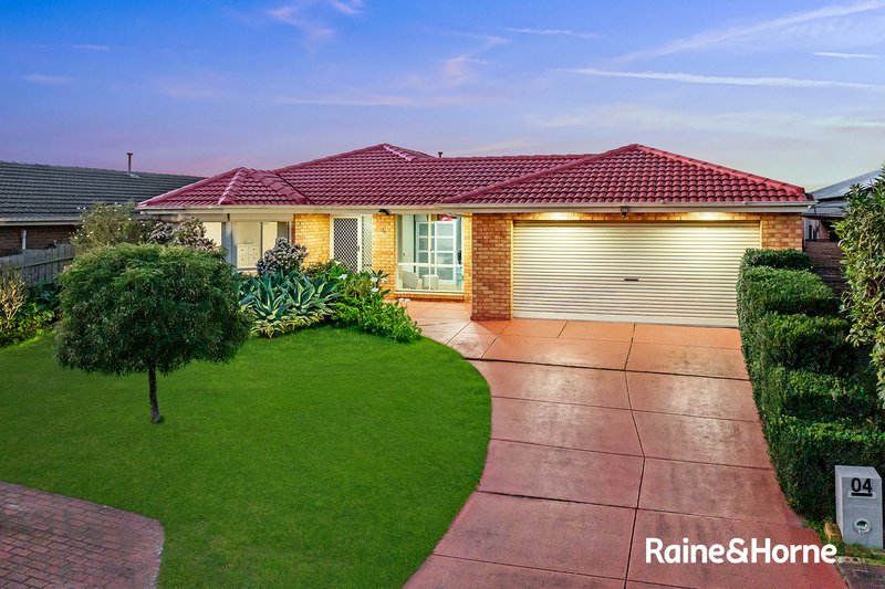 Photo - 4 Waltham Mews, Cranbourne East VIC 3977 - Image 1
