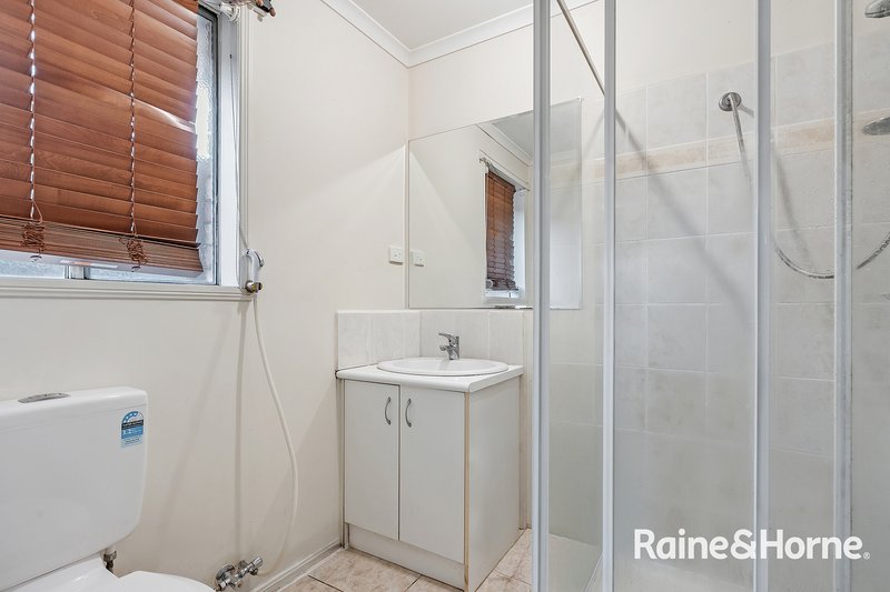 Photo - 4 Waltham Mews, Cranbourne East VIC 3977 - Image 13
