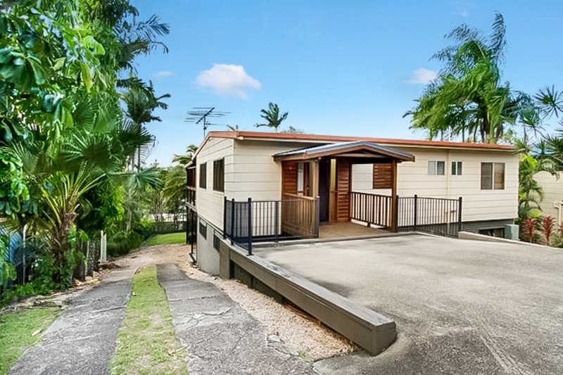 4 Wambiri Street, Cannonvale QLD 4802