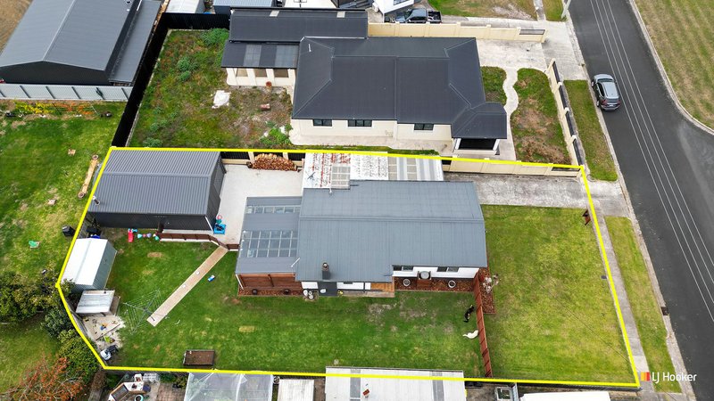 Photo - 4 Ward Street, Wynyard TAS 7325 - Image 14