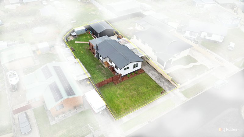 Photo - 4 Ward Street, Wynyard TAS 7325 - Image 16