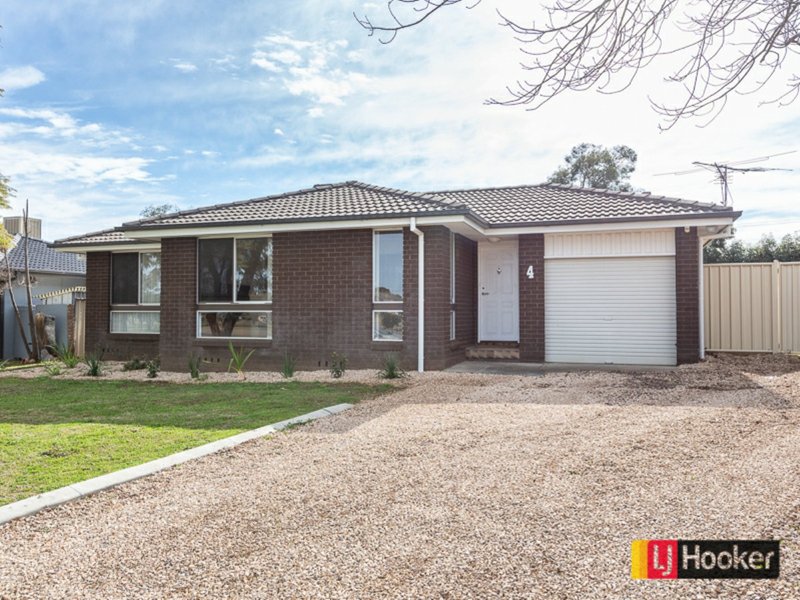 4 Waree Drive, Tamworth NSW 2340