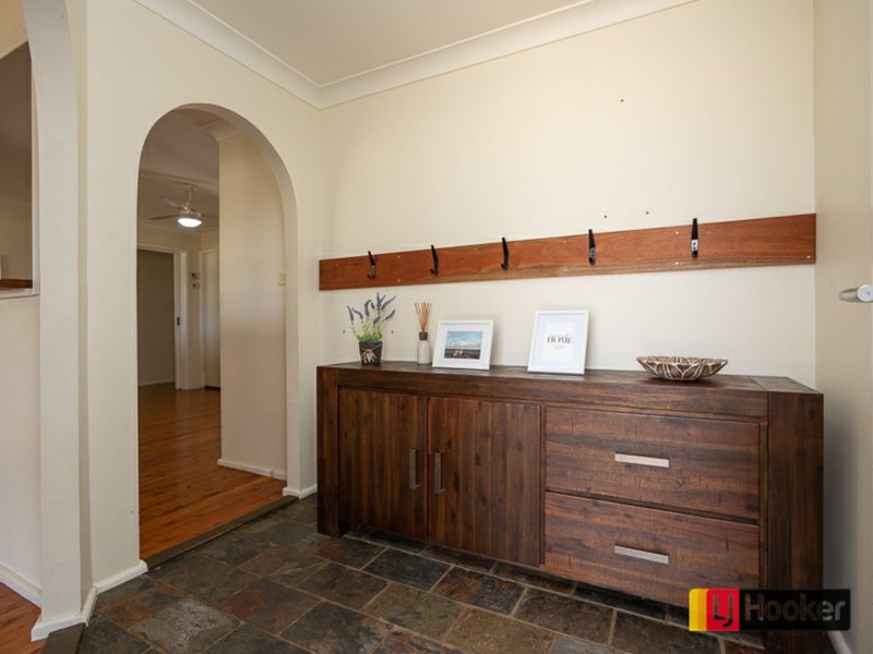 Photo - 4 Waree Drive, Tamworth NSW 2340 - Image 6