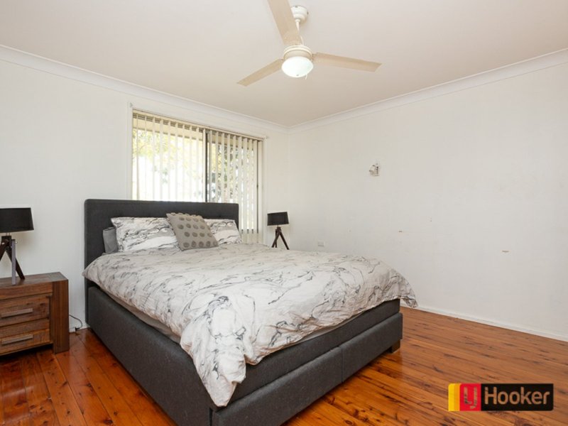 Photo - 4 Waree Drive, Tamworth NSW 2340 - Image 9