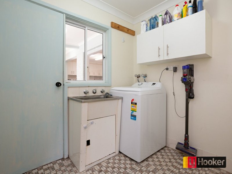 Photo - 4 Waree Drive, Tamworth NSW 2340 - Image 13