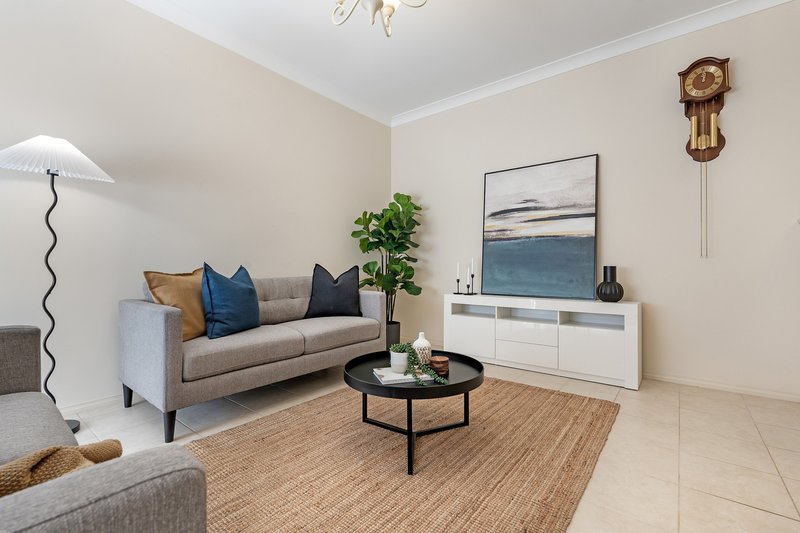 Photo - 4 Warenda Road, Clare SA 5453 - Image 2