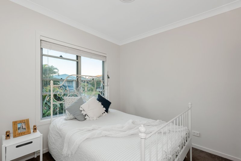 Photo - 4 Warrabah Close, Pimpama QLD 4209 - Image 8