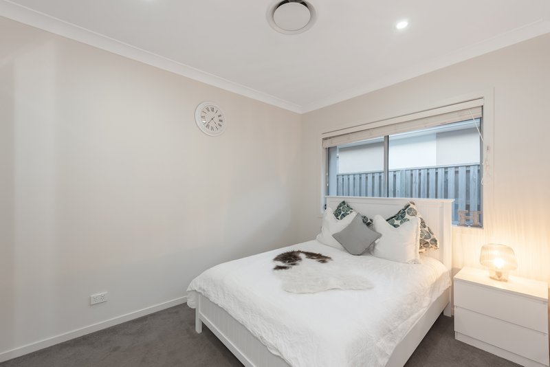 Photo - 4 Warrabah Close, Pimpama QLD 4209 - Image 11