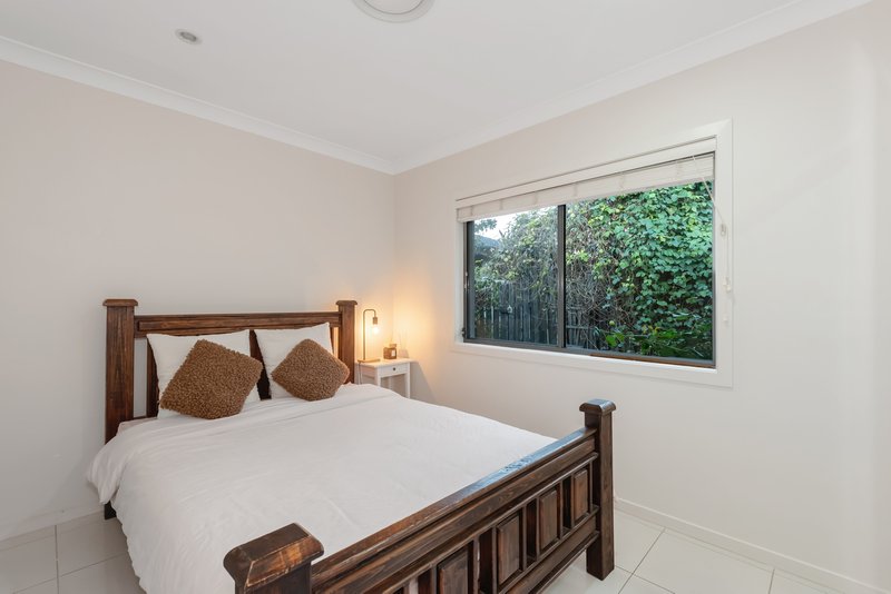 Photo - 4 Warrabah Close, Pimpama QLD 4209 - Image 12