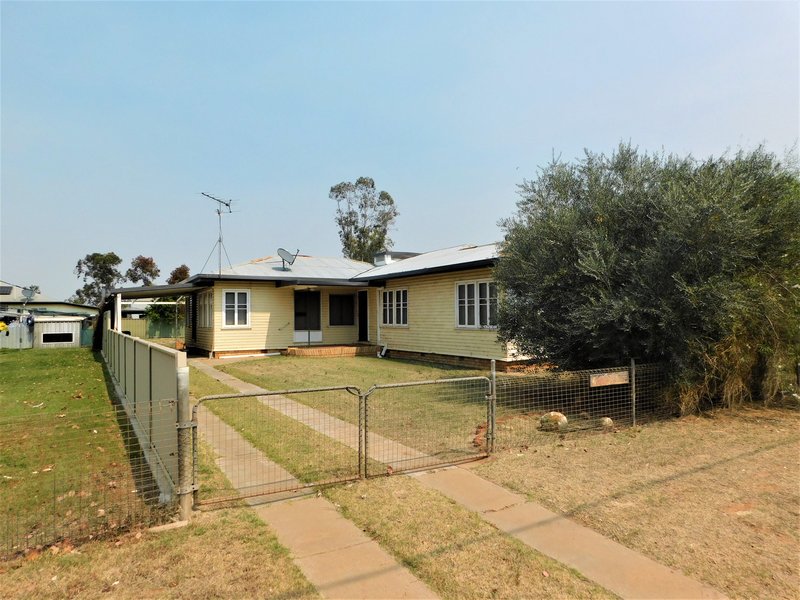 Photo - 4 Warrego Street, Charleville QLD 4470 - Image 11