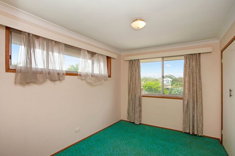 Photo - 4 Warrina Cr , Burleigh Waters QLD 4220 - Image 8