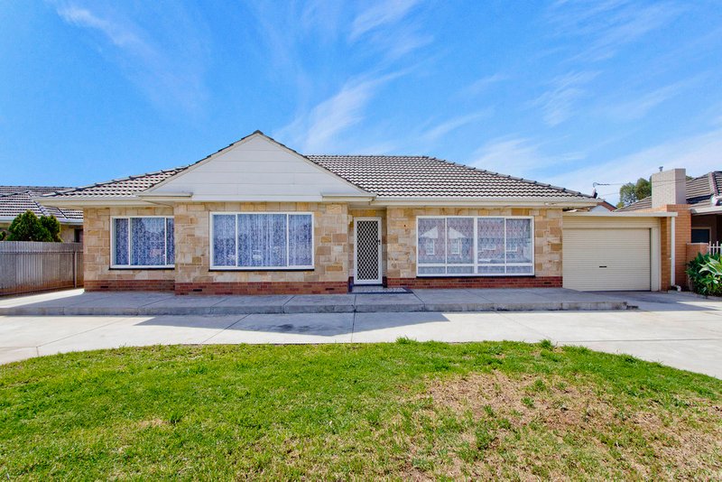 4 Washington Crescent, Findon SA 5023