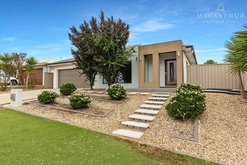 4 Waterhouse Avenue, Lloyd NSW 2650