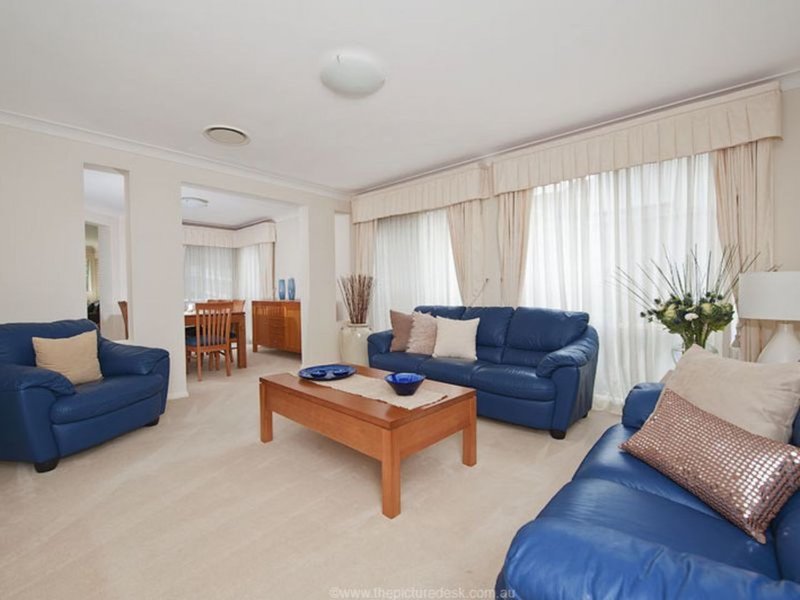 Photo - 4 Waterside Grove, Warriewood NSW 2102 - Image 2