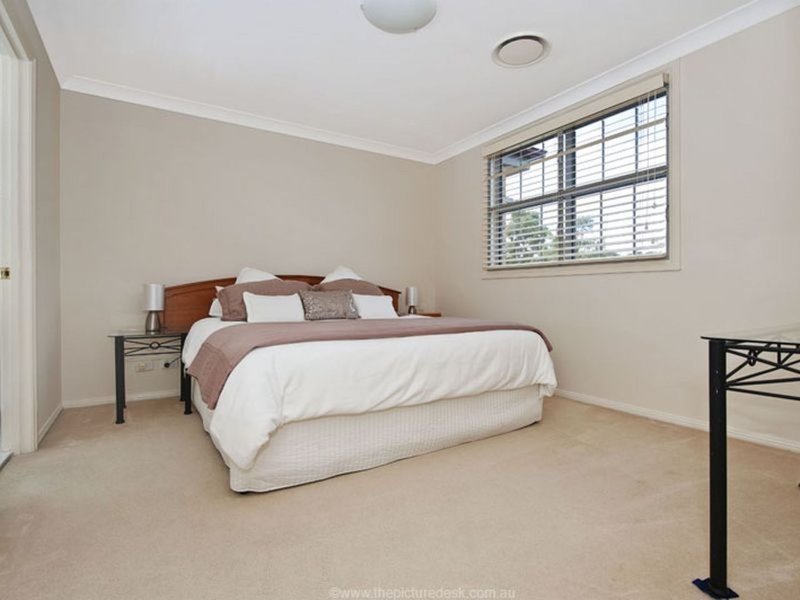 Photo - 4 Waterside Grove, Warriewood NSW 2102 - Image 6