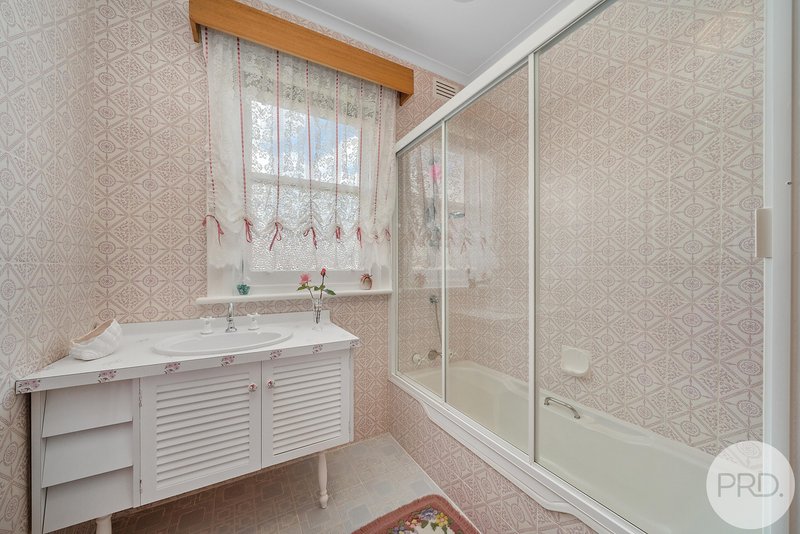 Photo - 4 Watkins Avenue, West Hobart TAS 7000 - Image 16