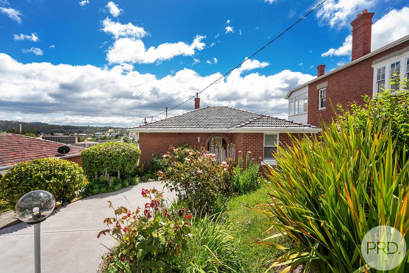 Photo - 4 Watkins Avenue, West Hobart TAS 7000 - Image 23