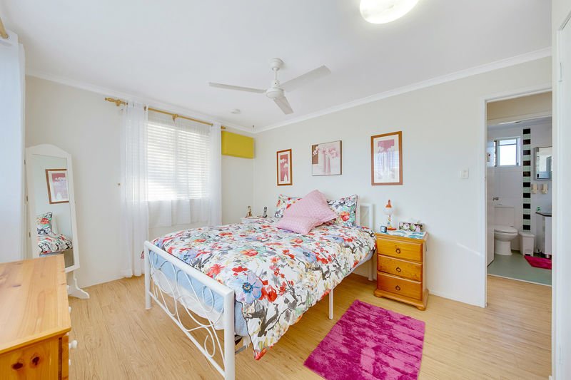 Photo - 4 Watson Close, South Gladstone QLD 4680 - Image 7