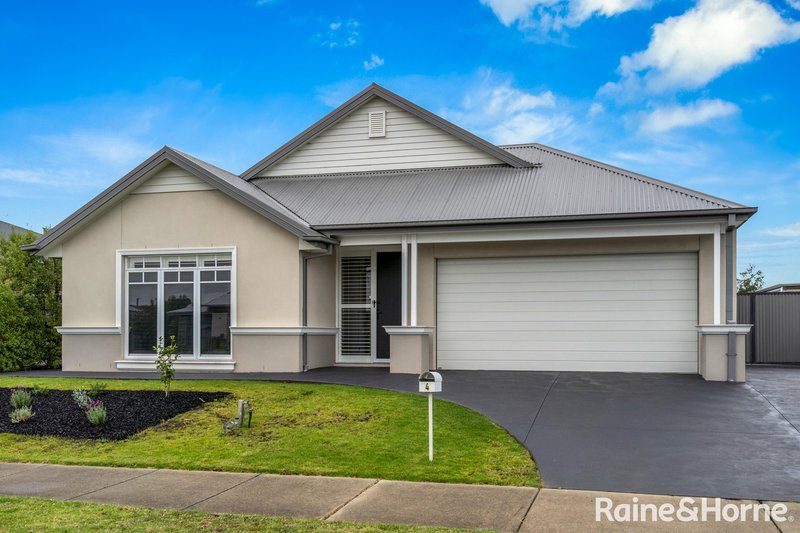 Photo - 4 Wattle Grove, Riddells Creek VIC 3431 - Image 3