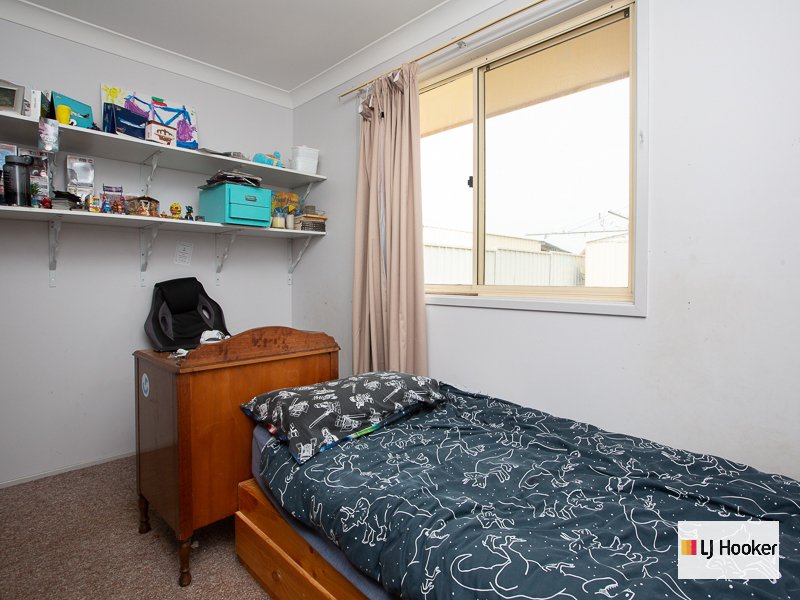 Photo - 4 Wayamba Close, Hillvue NSW 2340 - Image 7